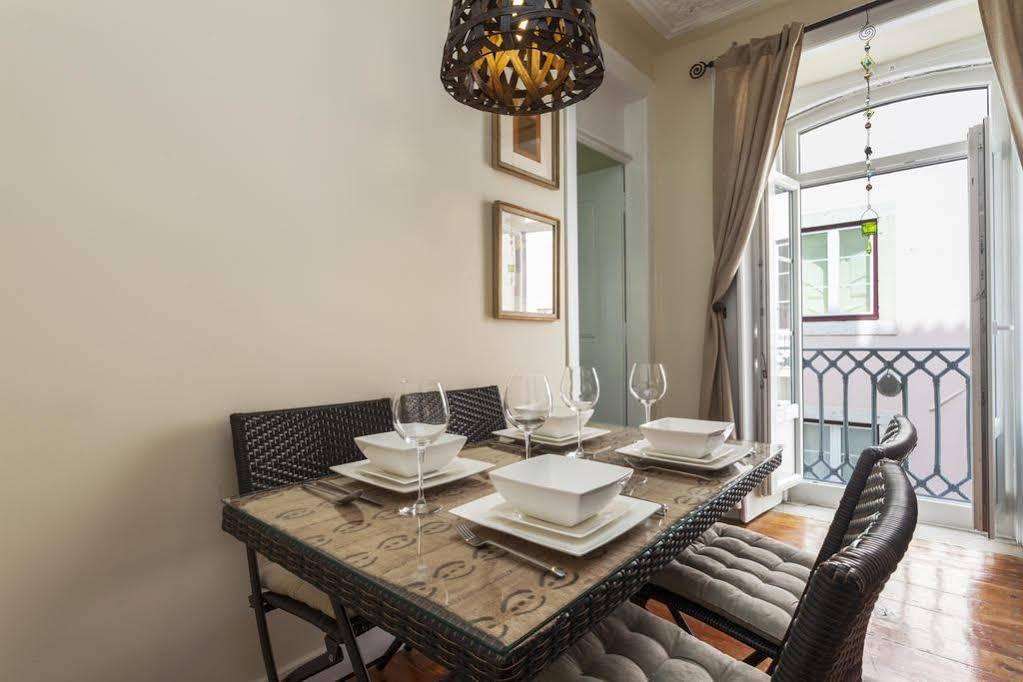 Remodeled Historic Apartment In Bairro Alto Lisboa Dış mekan fotoğraf