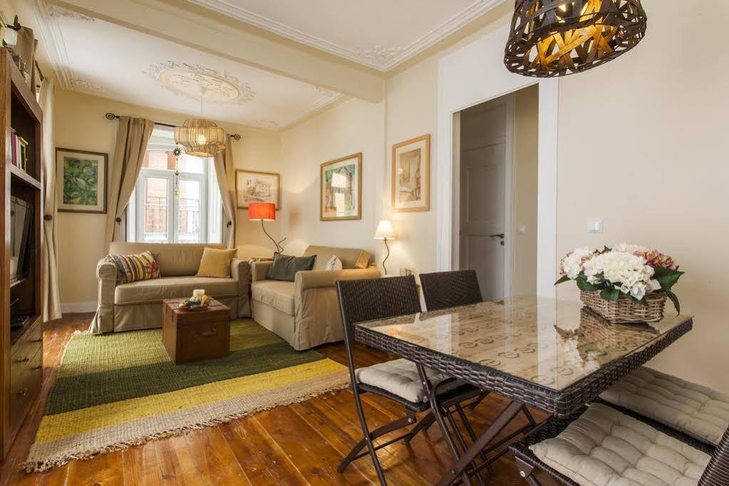 Remodeled Historic Apartment In Bairro Alto Lisboa Dış mekan fotoğraf